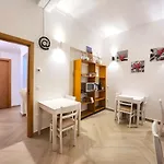Πανσιόν Quartos Grupos *