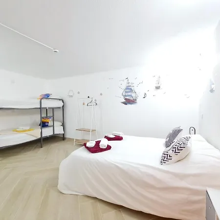 Quartos Grupos Gasthuis Nazaré