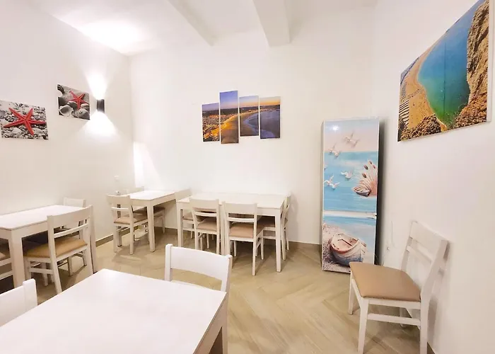 Quartos Grupos Konukevi